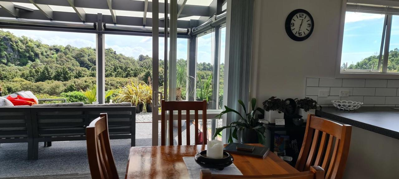 Rocky Ridge Cottage 塔卡卡 外观 照片