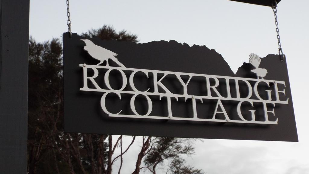 Rocky Ridge Cottage 塔卡卡 外观 照片